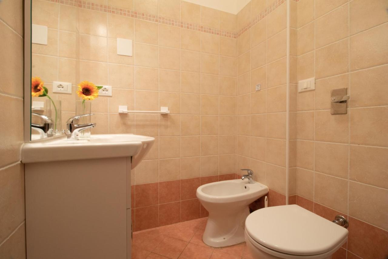Sunflower Rapallo Exterior foto